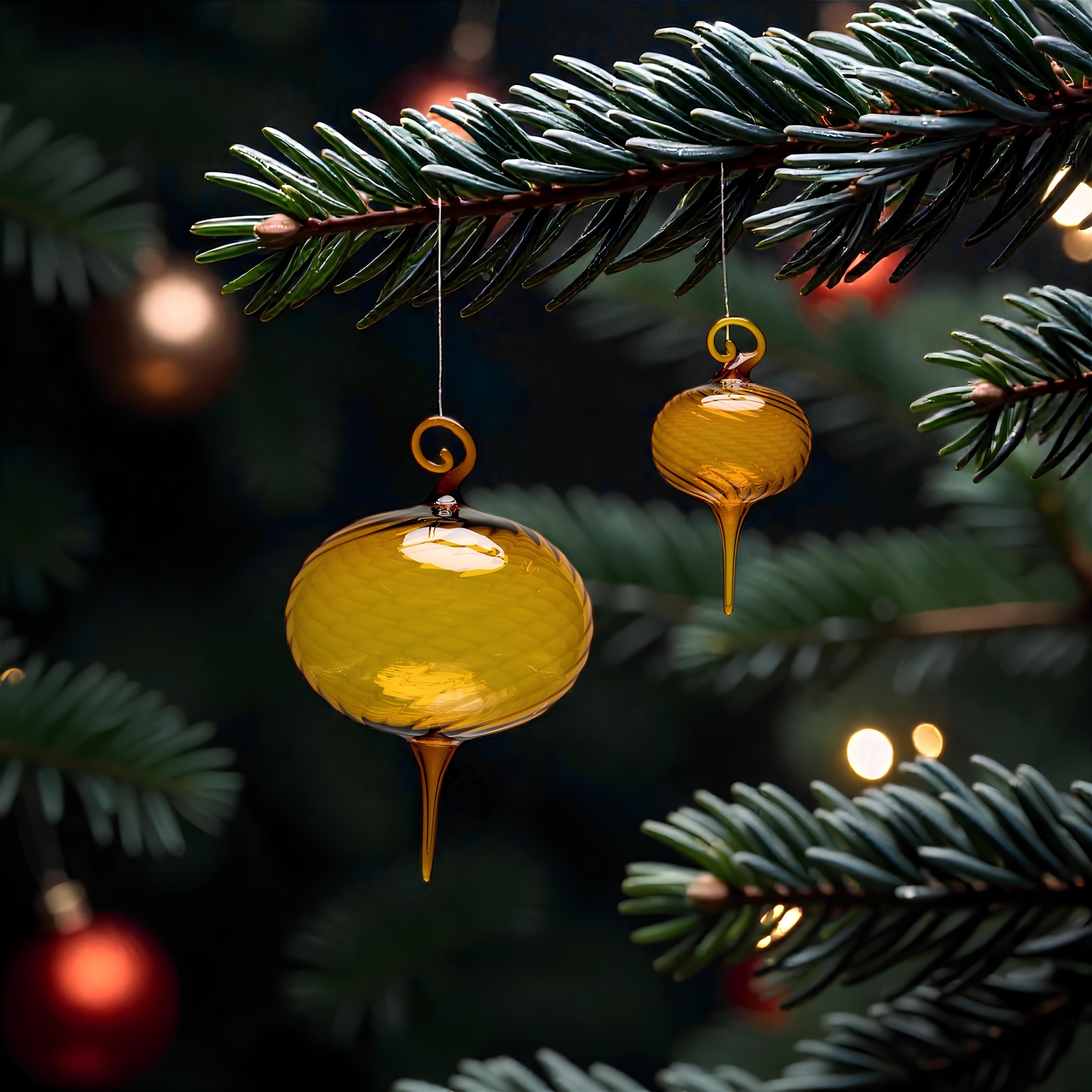 Amber Optic Twist Ornament – Hand-Blown Glass Ornament