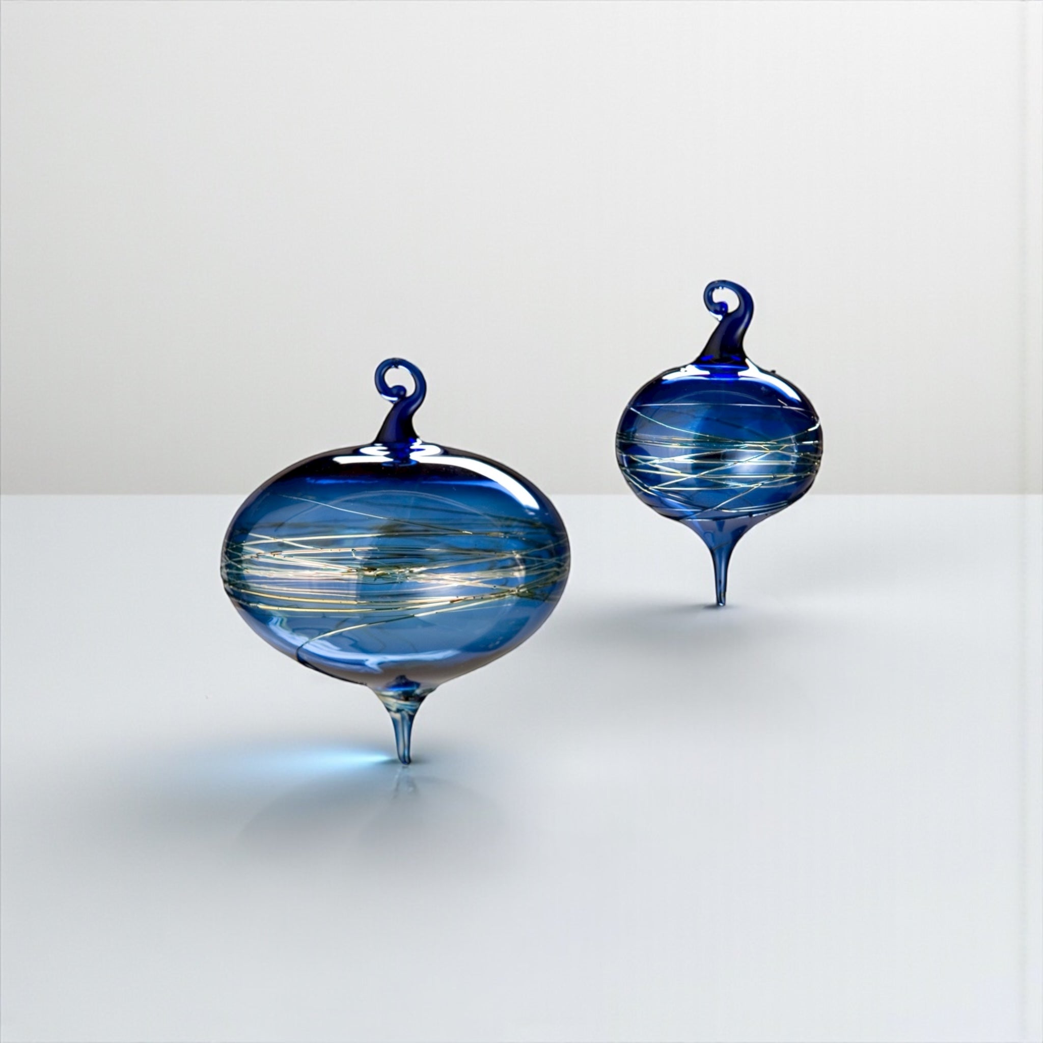 Pacifica Spiral Ornament – Hand-Blown Glass Ornament